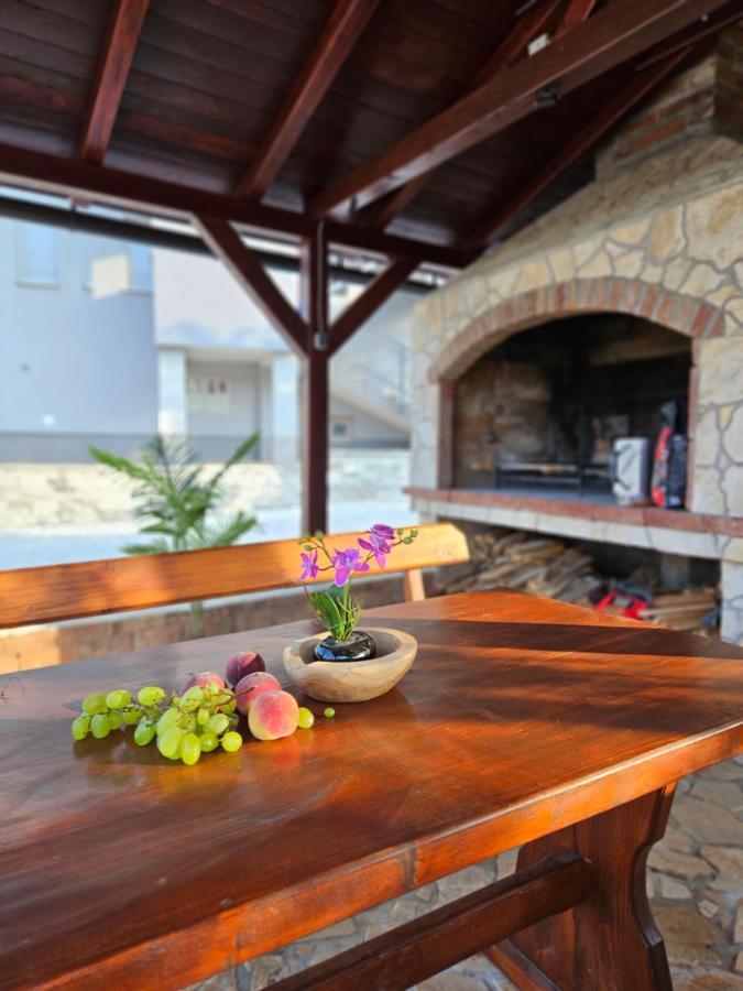 Apartmani Dado Čavle Esterno foto
